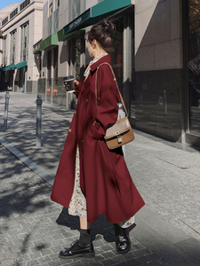 红色风衣外套女2024春季新款今年流行高级感气质赫本风中长款大衣