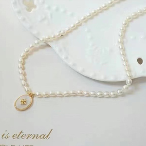 天然淡水小米珠搭配贝壳镶嵌吊坠白色颈链锁骨链水滴形珍珠项链