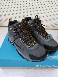 42.5码特价现货全新正品哥比columbia 防水防滑户外徒步登山男鞋