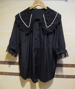 高端欧货女装 折 光滑面料水溶蕾丝水钻翻领短袖黑色宽松衬衫