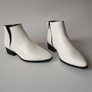外贸2021秋冬新款尖头短靴女平底靴子女单靴白色裸靴平跟短筒靴