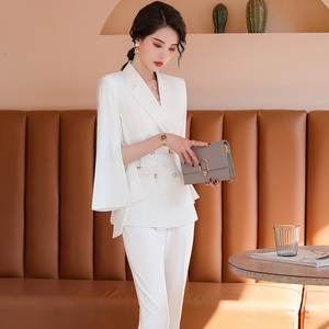 白色西装套装女2024新款春夏穿搭时尚高级感主持人高端西服职业装