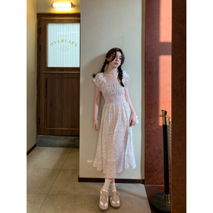 酥里里Surii/樱桃女孩/长裙子收腰白色短袖连衣裙
