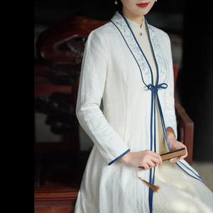 琴瑟 秋季新款中式国风对襟棉麻绣花改良汉服外披长款开衫女外套