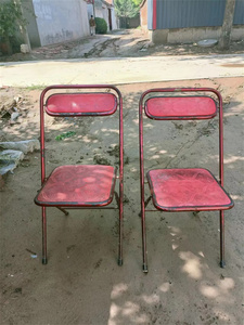 80年代怀旧老物件铁架折叠椅子民俗复古折叠凳子装饰摆件影视道具