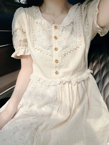 潮牌韩版上身绝美法式温柔风蕾丝拼接泡泡袖连衣裙夏季气质长裙