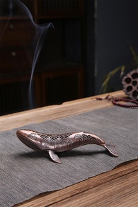 古玩杂项卧式老铜鲸鱼香薰炉香炉铸造绘线家居小鲸鱼小摆件装饰品
