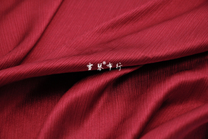 柔滑垂感光泽 酒红色紫红竖纹水波纹麻纱缎布料 衬衫旗袍汉服面料