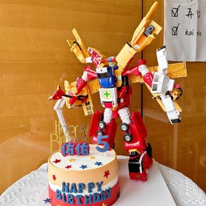 儿童变形汽车人生日蛋糕装饰摆件超护巨人咖宝车神男孩生日装扮