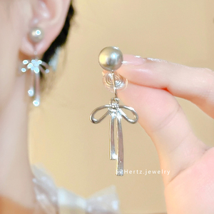 蝴蝶结灰色珍珠耳夹适合方圆脸姐妹戴的丝带厚耳垂时尚设计感耳环