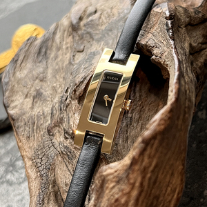 日本中古正品GUCCI古驰 复古优雅厚包金黑色极窄长方盘石英女手表