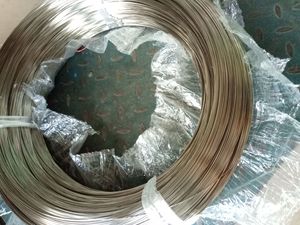 304不锈钢镀镍钢丝0.3 0.4 0.5 0.6 0.7mm弹簧线 碳钢镀镍 易焊锡