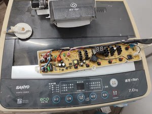 三洋波轮洗衣机电脑版，原洗衣机离合器坏了，主板是好的，