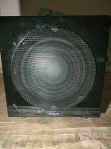 诺普声低音炮型号SW-500，10寸喇叭功率200W，低音不