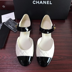 Chanel小香奈儿菱格玛丽珍鞋黑白拼色中空平底单鞋 37C