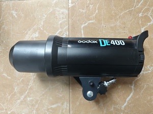 神牛DE400W摄影闪光灯一只 功能正常 九成新 用的极少极