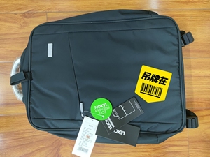 法国乐上 LEXON双肩包 旅行休闲电脑包 ，黑色已售完，现
