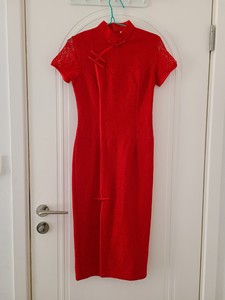 红色蕾丝旗袍礼服，s码！婚礼只穿过一次，深红色
