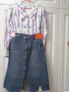 太平鸟女装（小衫，衬衫:)紫色条纹衬衣复古设计感衬衫