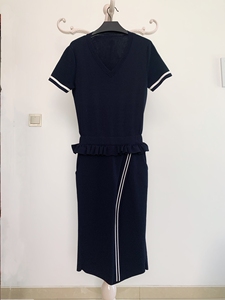 99新Gogirl品牌通勤气质V领针织短袖显瘦连衣裙