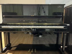 雅马哈YAMAHA U1A进口9成新立式二手钢琴