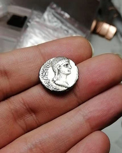 古罗马银币，正面皇帝尼禄，背面皇后珀芘娅，非常少见品种！保老