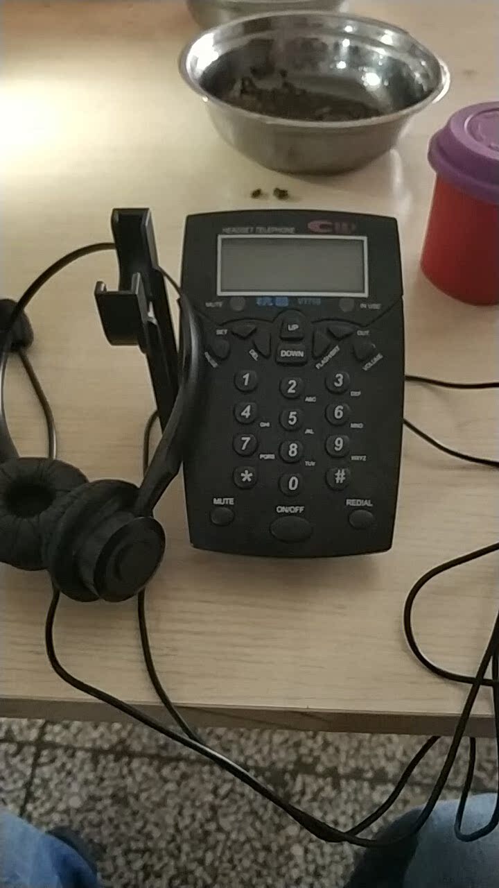 座机电话怎么链接耳机