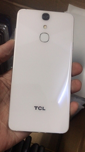 TCL 750安卓6.0智能手机3+32g内存外观漂亮新