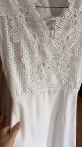 正品snidel白色连衣裙，购于南京德基，非常美，干洗过一次