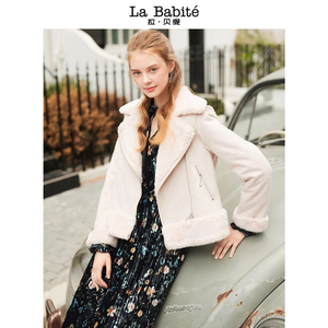 拉夏贝尔，拉贝缇麂皮外套粉色，s码，穿过一两次，实物图如下。