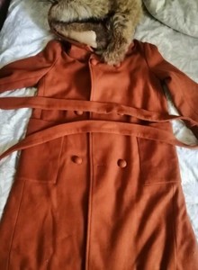 安妮陈砖红色毛呢外套，焦糖色长款大衣S码，毛领柔软舒适，毛呢