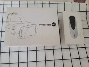 VR暴风魔镜小D，白色，带苹果版蓝牙手柄，一直闲置未用，包装