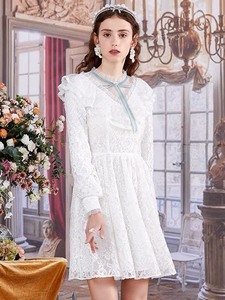花儿开了2022春装新款白色蕾丝网纱镂空连衣裙女甜美高腰公主