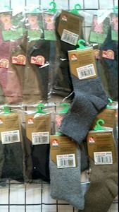 全新振汉兔羊毛童袜 儿童袜子 特价促销 颜色随机发，3双9.