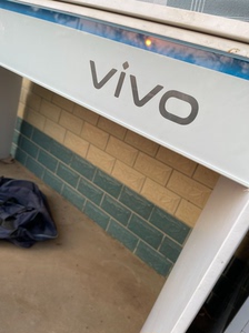 VIVO展柜和金立手机柜，展柜160*85大理石台面，带充电