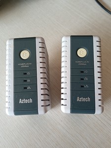 Aztech 200兆电力猫稳定收看IPTV新加坡大品牌