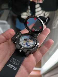出名侦探柯南手表，动漫周边。小学买的老古董了，未佩戴过。