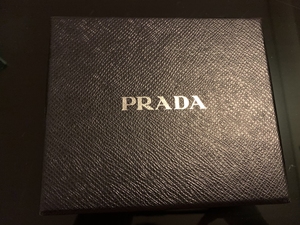 全新Prada IM0522钱包，正品，购于香港专柜，Mad