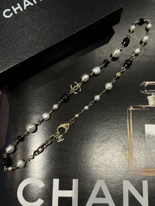 Chanel 珍珠黑钻项链 19年限定款 特别稀有 穿什么衣