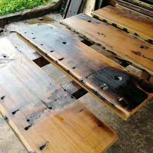 定制老船木木板旧船木酒吧吧台板户外桌面板防腐木一字置物板隔板