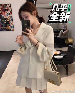 jill大姐姐2019春装新款网红休闲小西装套装女韩版西服外