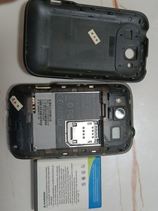 HTC G 13手机电池不能用了，成色如图片，看好再拍.