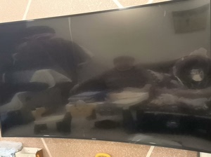 三星75寸4k液晶曲屏电视，让孩子砸坏了，有回收的吗？