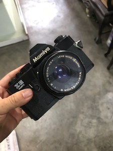 玛米亚ZE 50mm 1:2镜头胶片单反相机套机特价