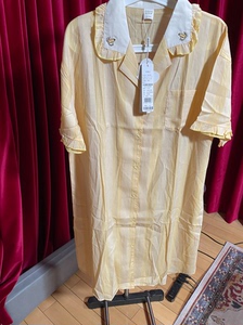 莎邦尼雅设计师品牌黄色开衫睡裙xl胸围58全新带吊牌，二手闲