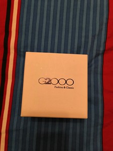 全新闲置的G2000男士领带