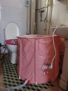99新折叠洗澡桶，给小孩洗澡用完打包 特别方便。