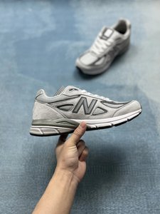 新百伦休闲运动鞋 NB990 V4 灰色 复古慢跑鞋