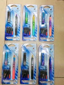 英雄礼赞三年级小学生专用蓝黑墨囊炫彩正姿练字老师推荐钢笔。
