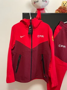 Nike中国队CFA国足球员版Tech Pack系列连帽外套